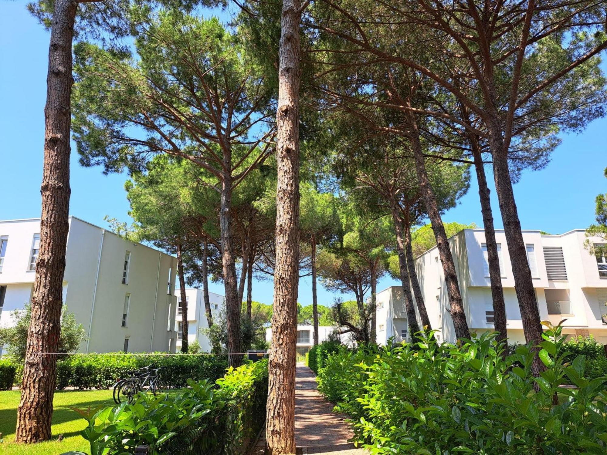 M&E Premium Apartments - San Pietro Durrës Esterno foto