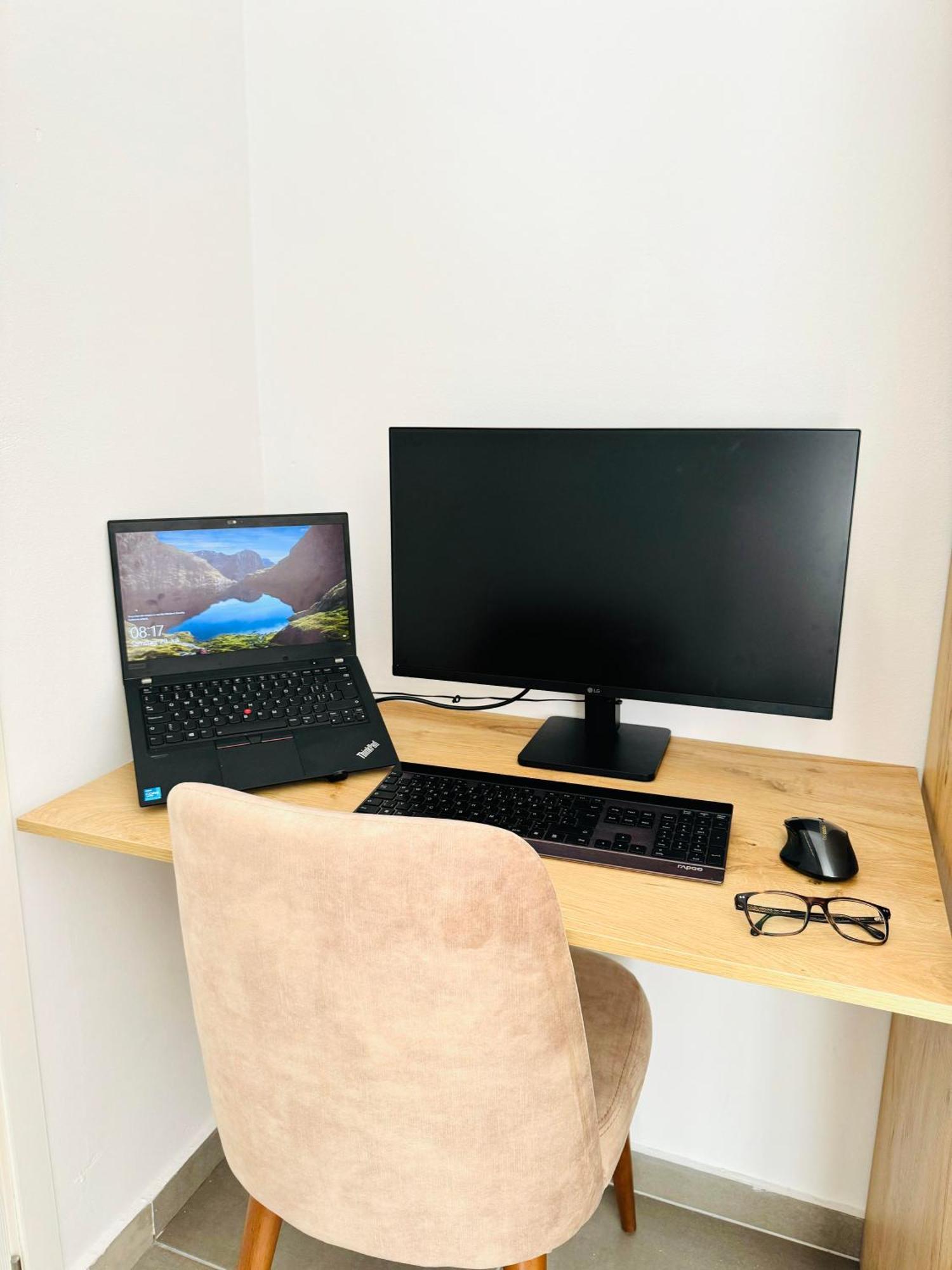 M&E Premium Apartments - San Pietro Durrës Esterno foto
